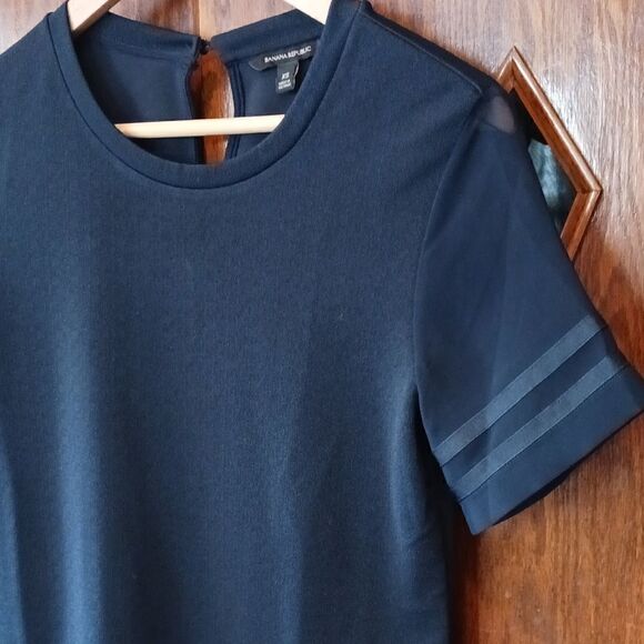 Banana Republic Stretch Crepe Top with Sheer Short Sleeves with Grosgrain XSMALL - Picture 3 of 9